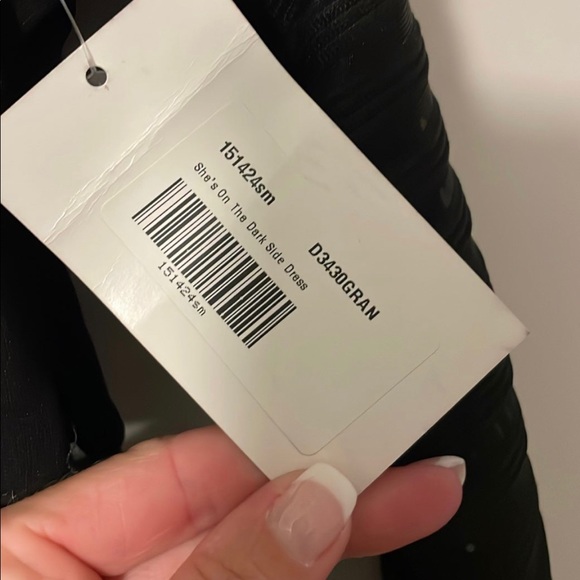 NWT Pink Lily Black Dress - Picture 5 of 5